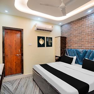 Super Collection O Rajapur Circuit House