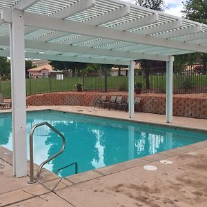 Multi Resorts At Villas At Southgate